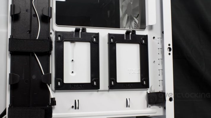 NZXT H7 Flow White platines SSD
