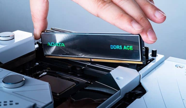 Adata ACE DDR5 6400