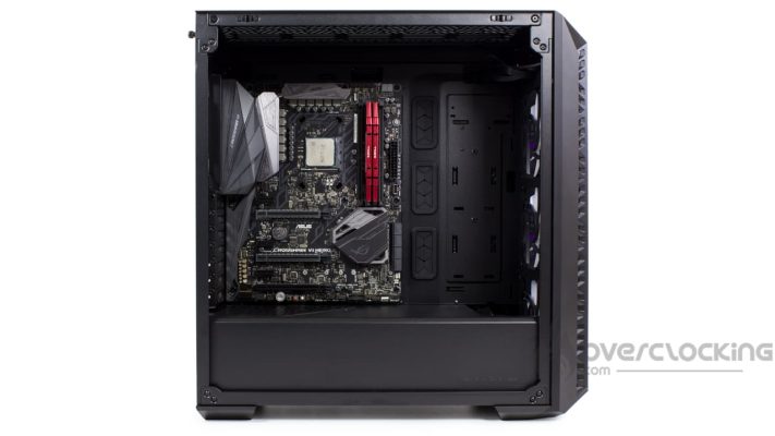 Cooler Master MasterBox 520 montage carte mère