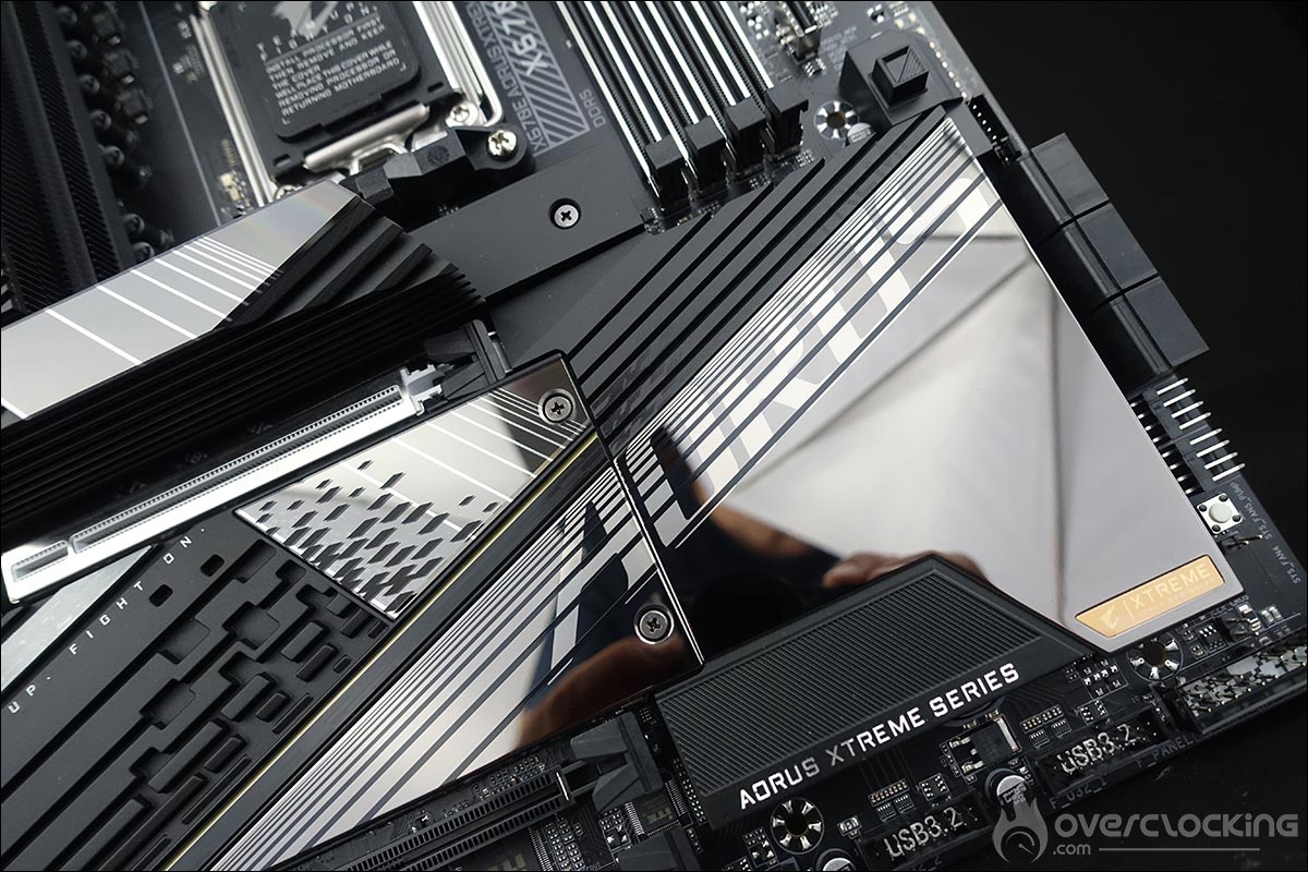 La carte mère X670E Xtreme de chez AORUS