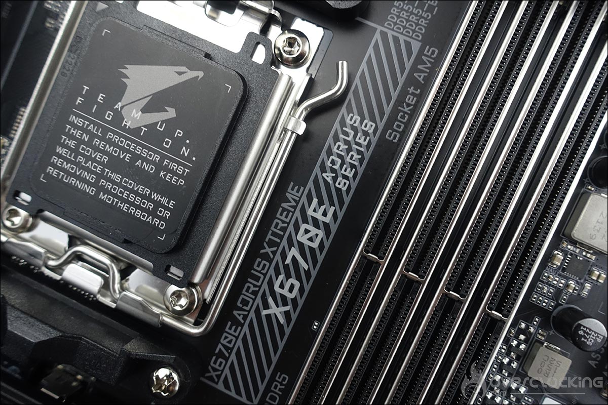 La carte mère X670E Xtreme de chez AORUS