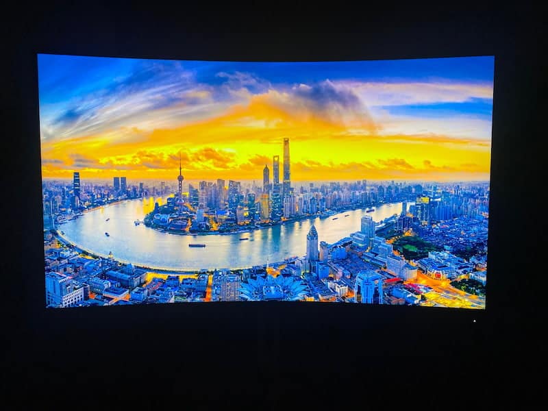 NZXT Canvas 32Q Curved