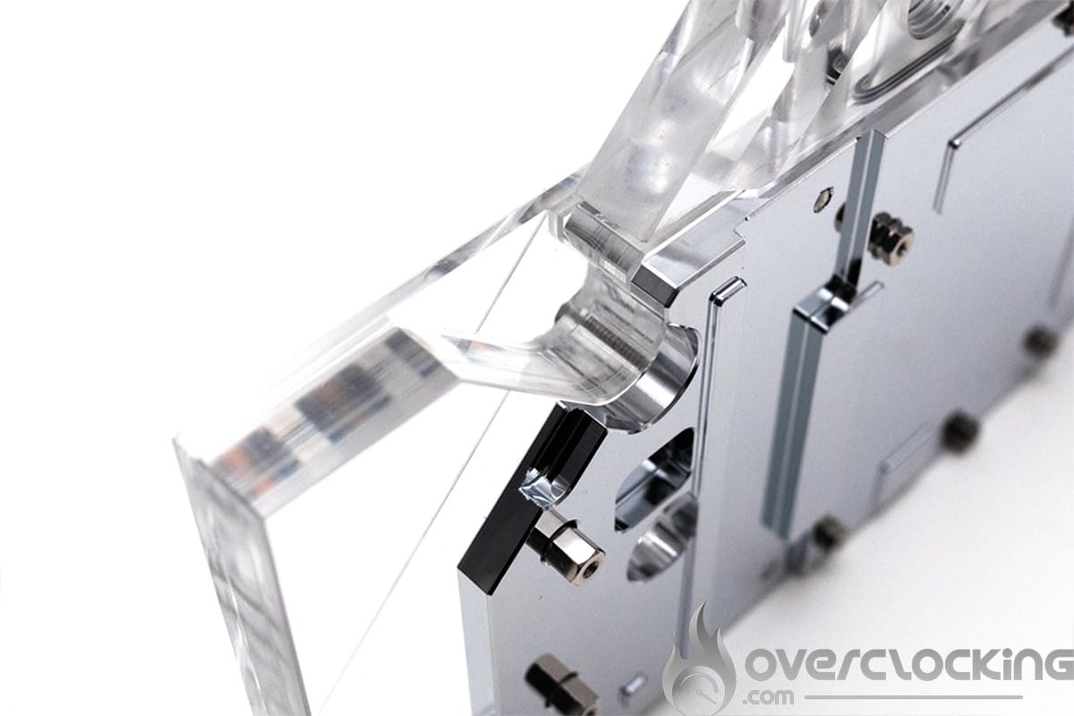 Alphacool Eisblock Aurora Acryl GPX-N RTX 3080 FE emplacement 12 pin