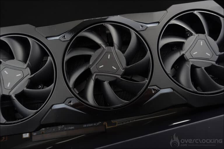 Le modèle de DeepSeek tourne bien sur le matos AMD !