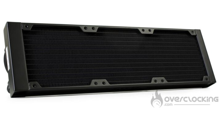 Asus Ryuo III 360 Black radiateur