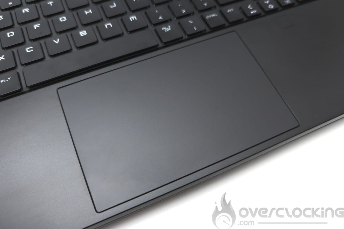 MSI Titan GT77 HX 13VI trackpad