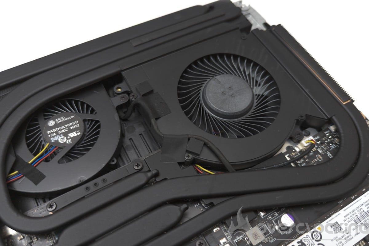 MSI Titan GT77 HX 13VI refroidissement
