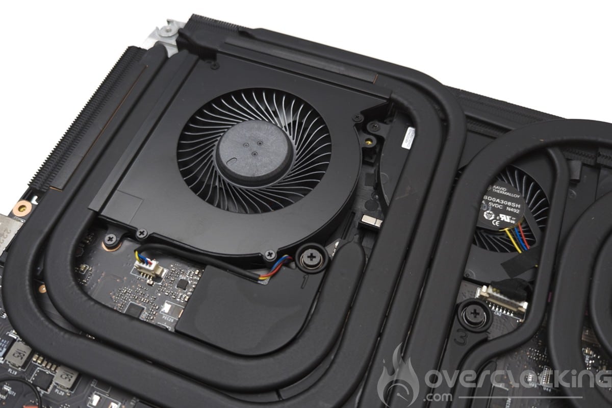 MSI Titan GT77 HX 13VI refroidissement