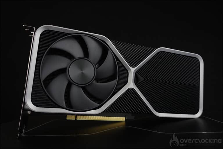 X-Kom vendait de la RTX 4070 à prix sacrifié -22% !