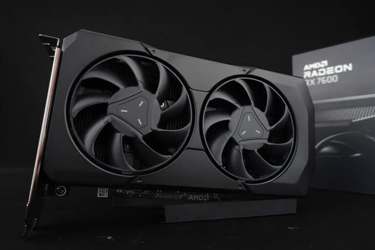 RX 7650 GRE, même GPU que la RX 7600 XT