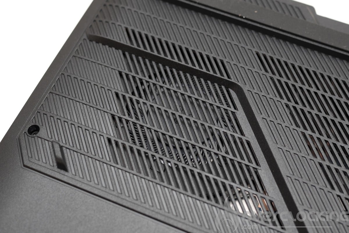 pcspecialist elimina pro 16 M - ventilation dessous gauche