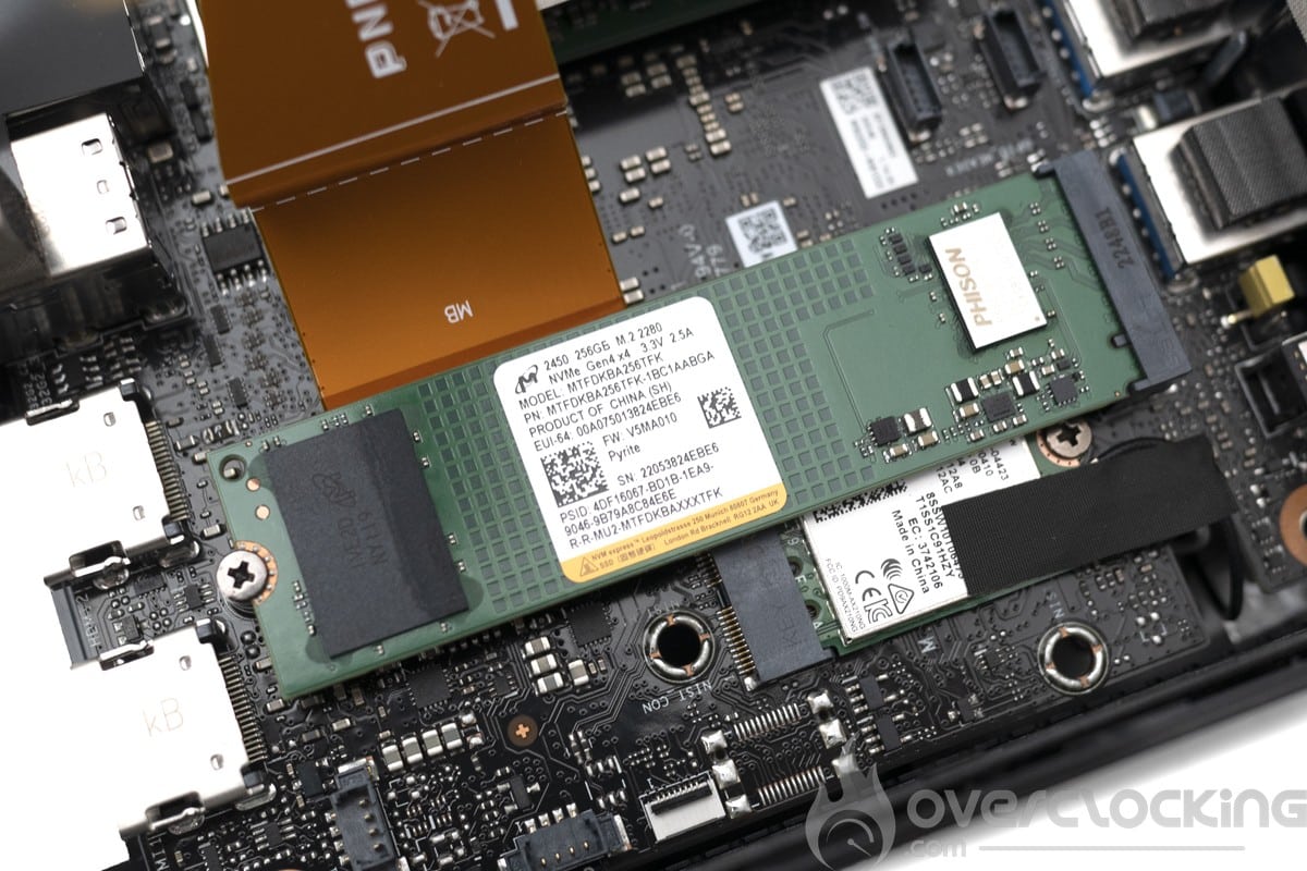 Asus ExpertCenter PN64 - SSD