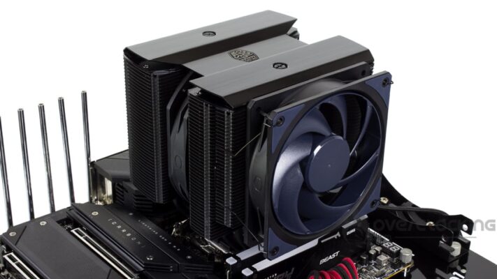 Cooler Master MA824 Stealth montage AMD