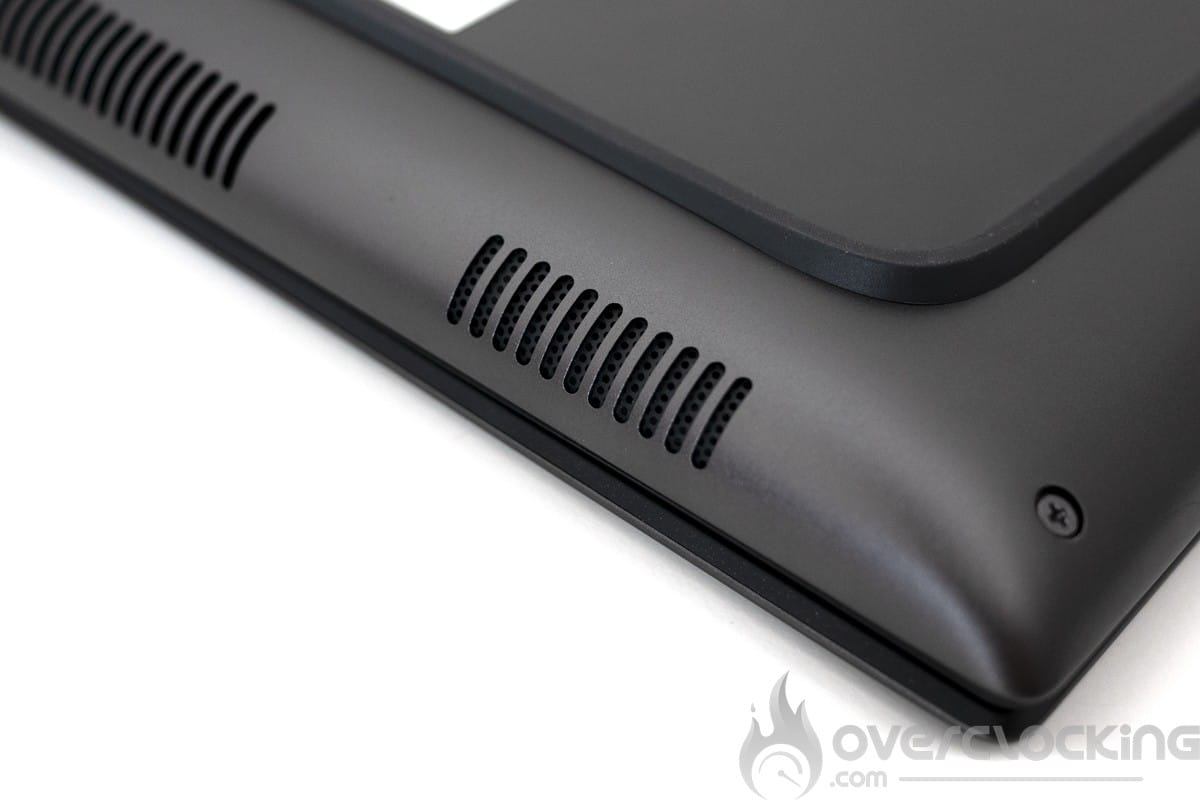 Dell Alienware M16 R1 AMD - haut parleur dessous droite