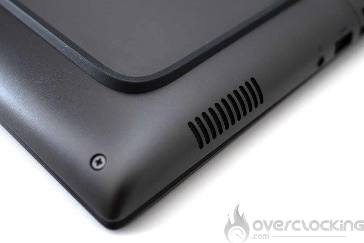 Dell Alienware M16 R1 AMD - haut parleur dessous gauche