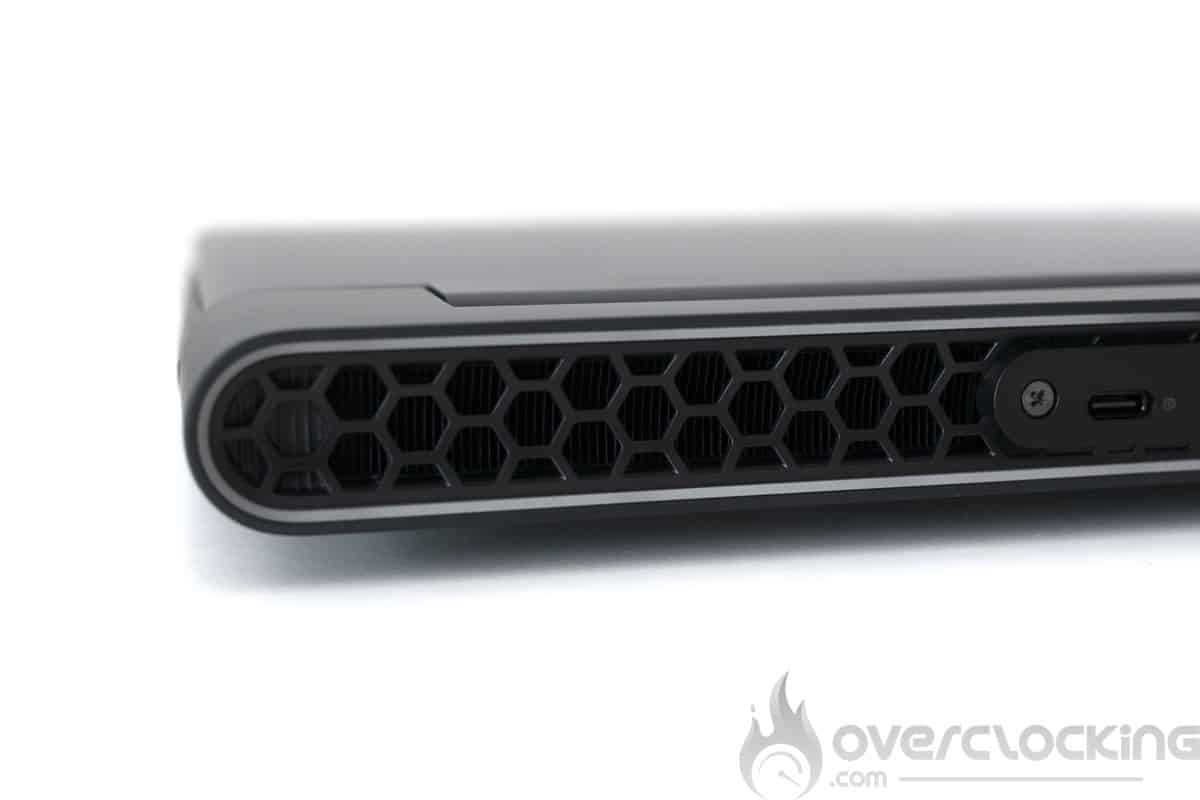 Dell Alienware M16 R1 AMD - aération arrière gauche