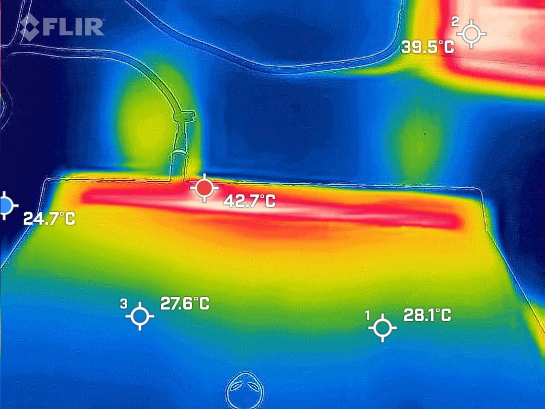 Dell Alienware M16 R1 AMD - FLIR IR temp IDLE