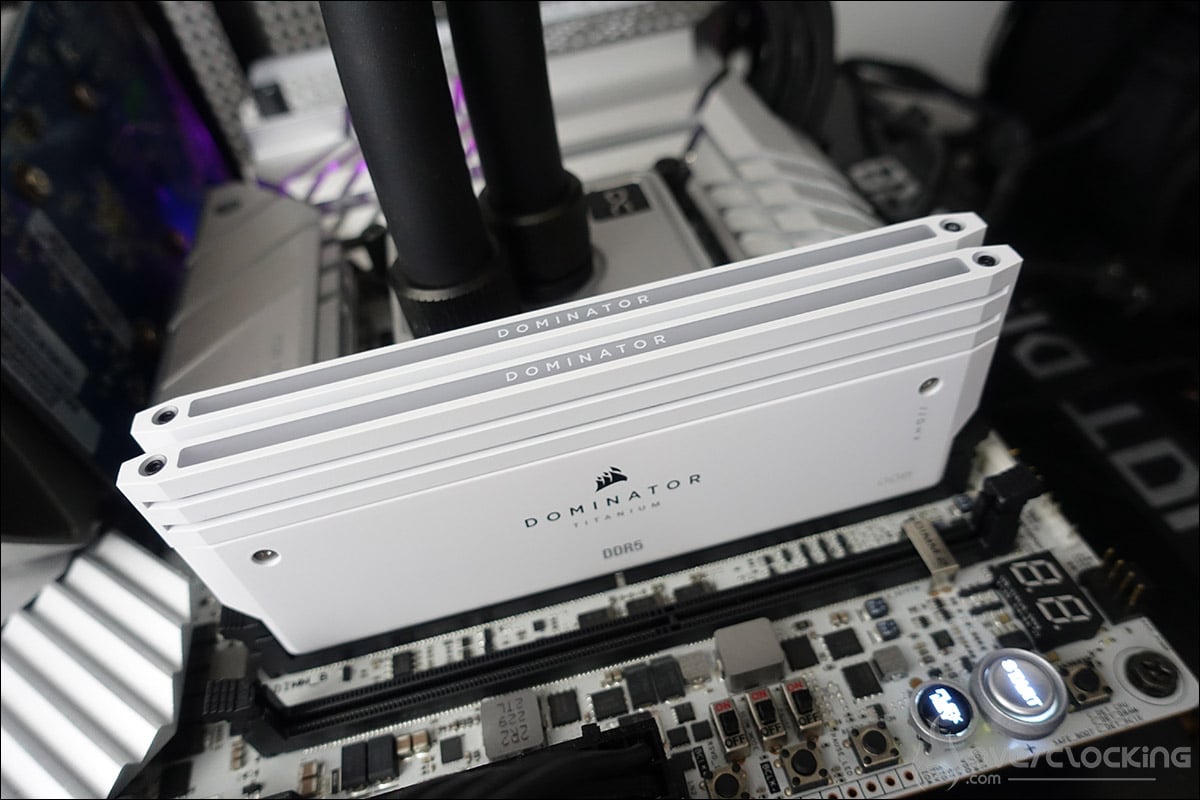 Le kit mémoire Corsair Dominator Titanium 7200 MT/s CL34 DDR5