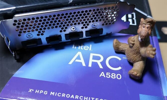 ASRock Arc A580 Challenger 