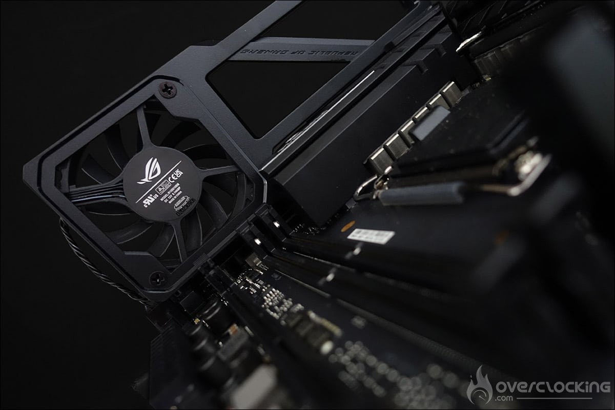 La carte mère refresh ROG Z790 APEX Encore