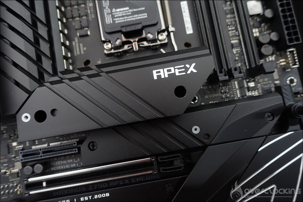 La carte mère refresh ROG Z790 APEX Encore