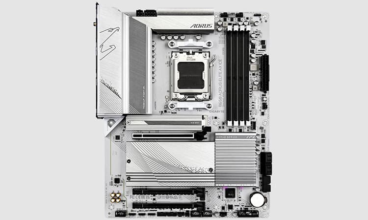 Aorus Elite Ice : deux cartes mères AM5 blanches chez Gigabyte