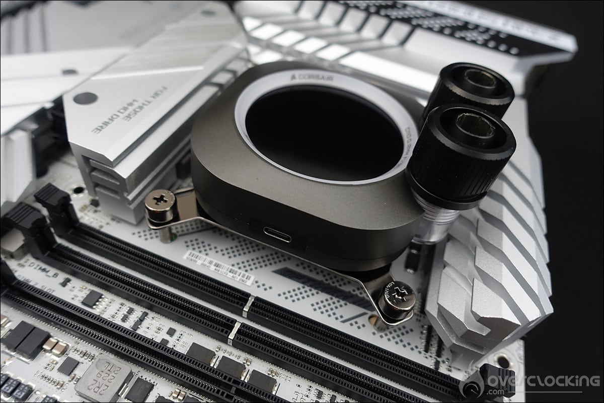 Installation du waterblock XC7 RGB Elite LCD de chez Corsair