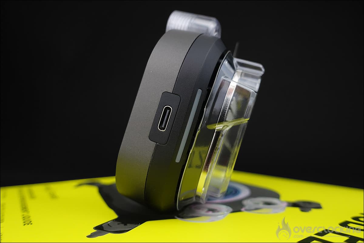 Le waterblock XC7 RGB Elite LCD de chez Corsair