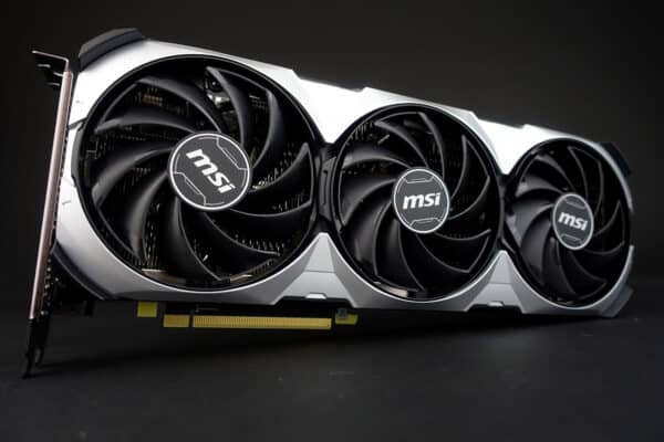 La carte graphique MSI RTX 4070 Ti SUPER Ventus 3x