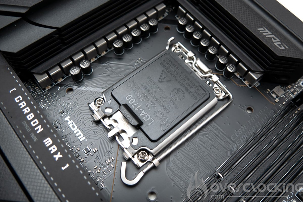 MSI MPG Z790 Carbon Max Wifi - socket