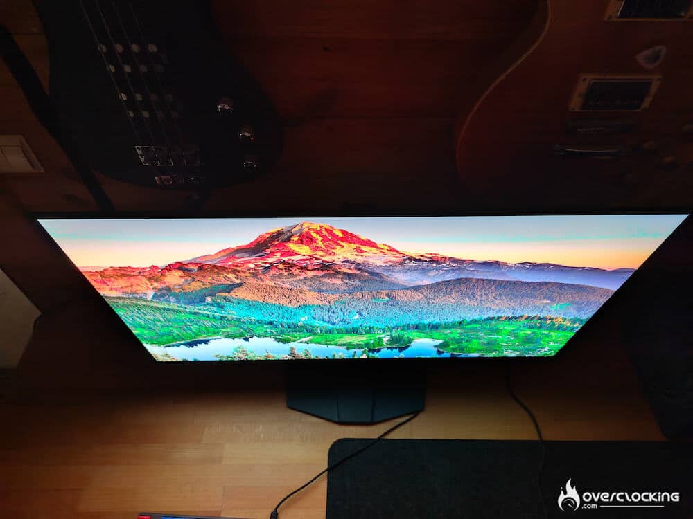 MSI MPG 321URX QD-OLED
