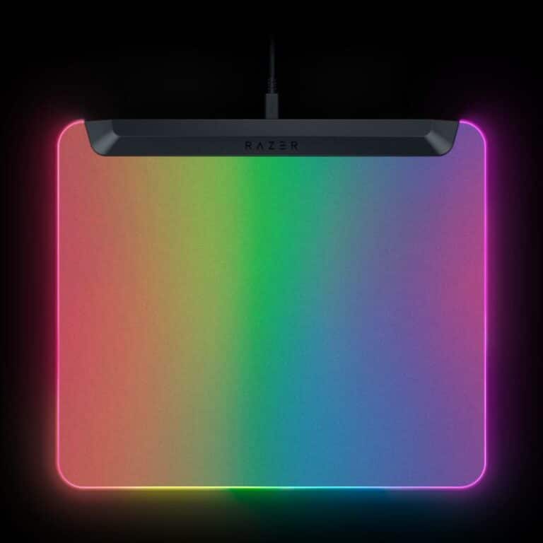 RAZER nous propose le FIREFLY V2 PRO