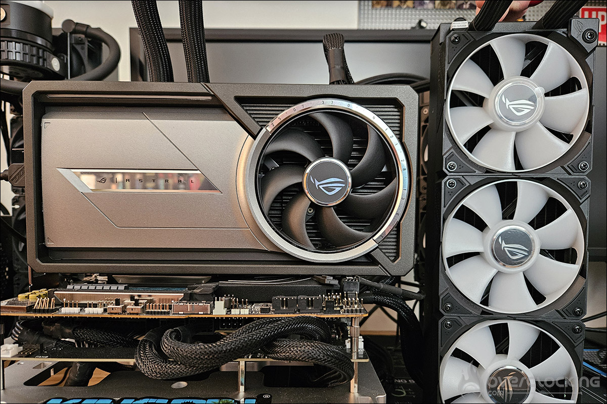 La carte graphique ROG Astral LC RTX 5090