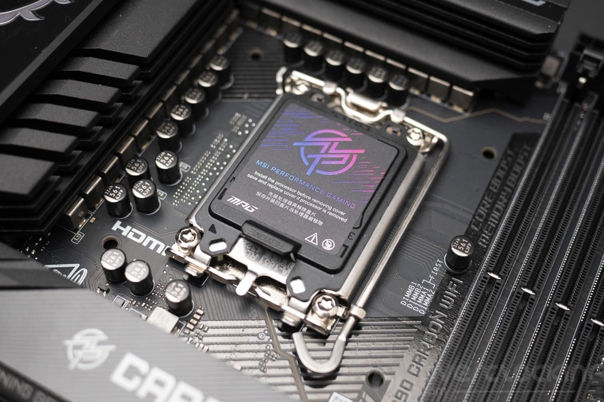 MSI MPG Z890 Carbon
