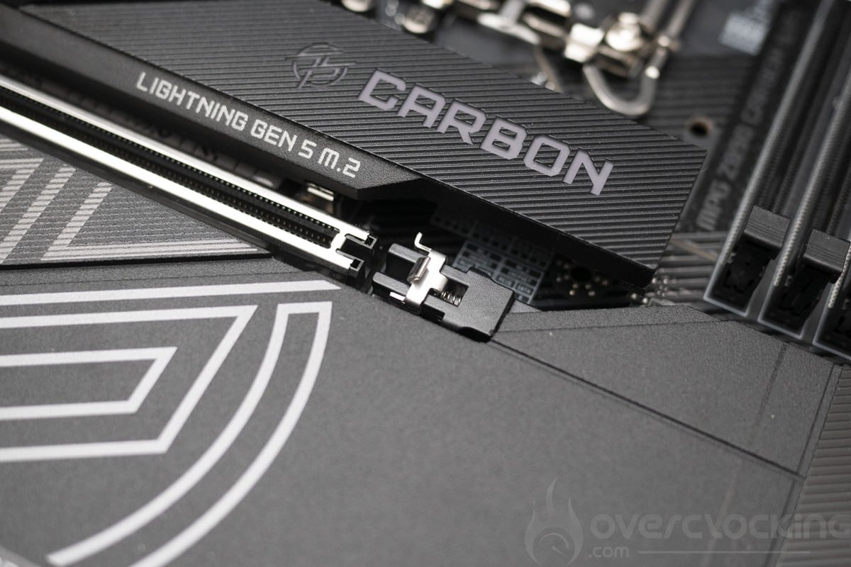 MSI MPG Z890 Carbon