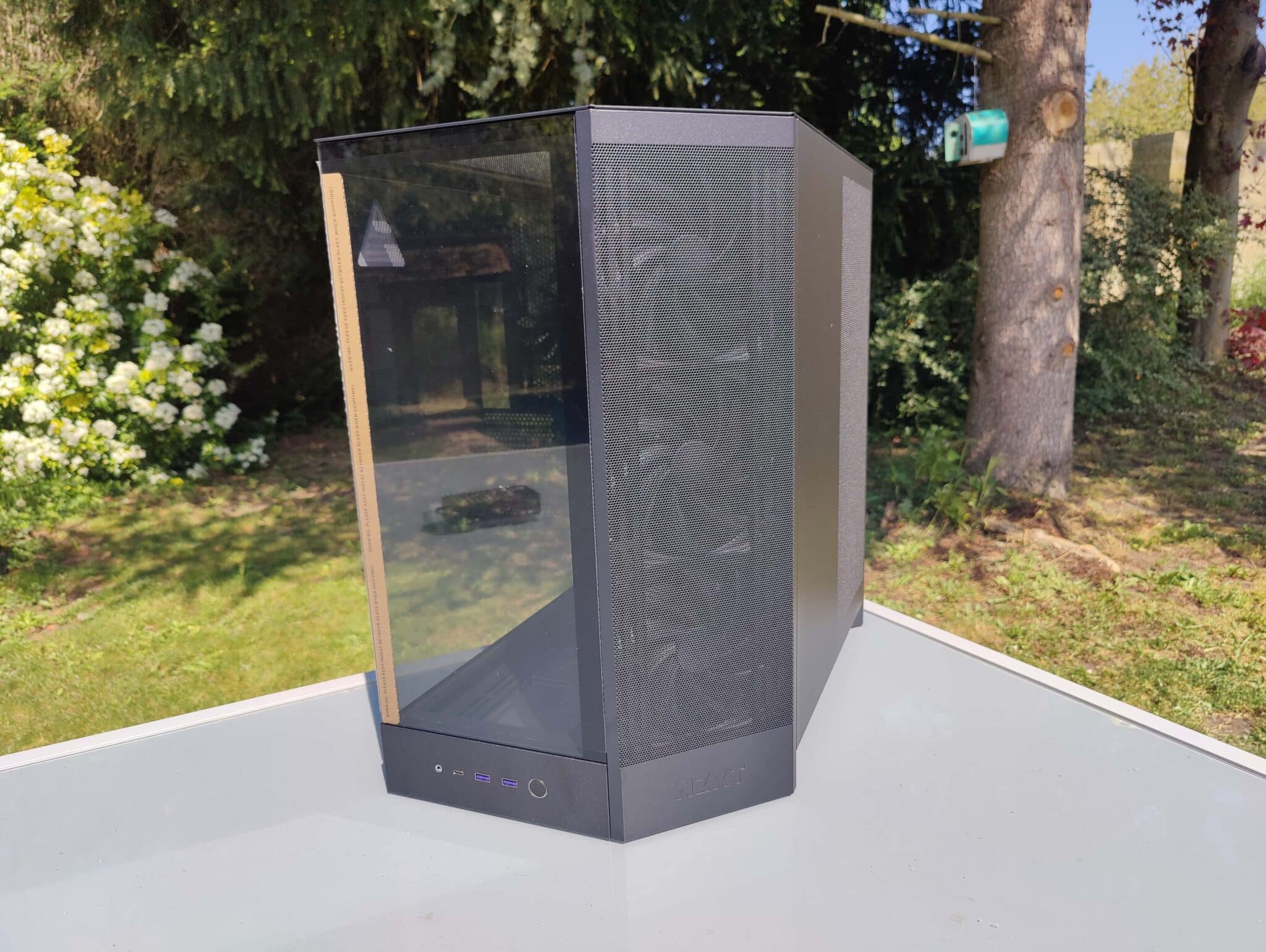 NZXT H9 Flow 2025