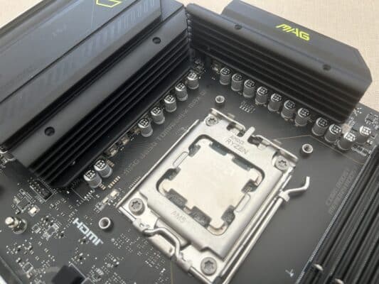 B850 TOMAHAWK MAX WIFI