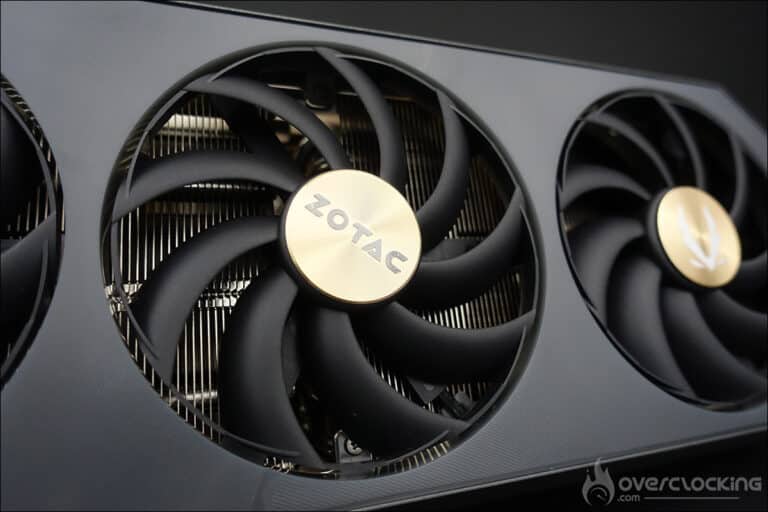 Zotac avertit que la pénurie de mémoire pourrait tuer certains constructeurs