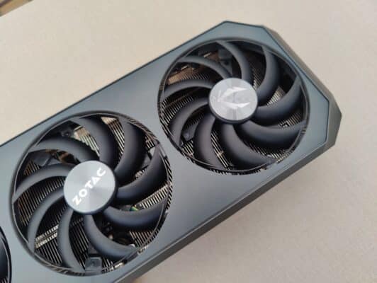 RTX 5070 Ti AMP Extreme Infinity