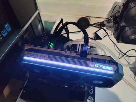 RTX 5070 Ti AMP Extreme Infinity