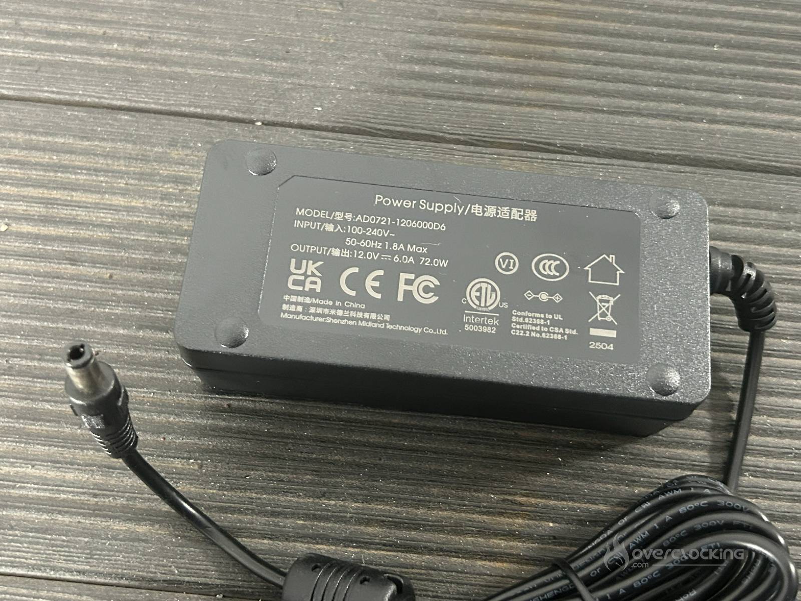 UGREEN DH4300 Plus