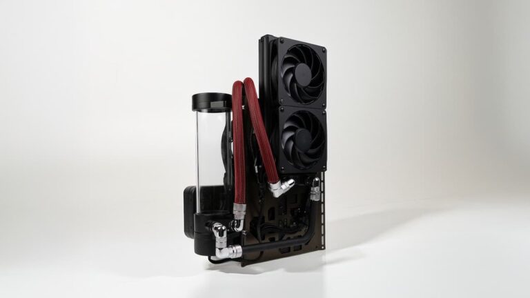 Core 70 Tube : un combo réservoir/pompe chez Alphacool !