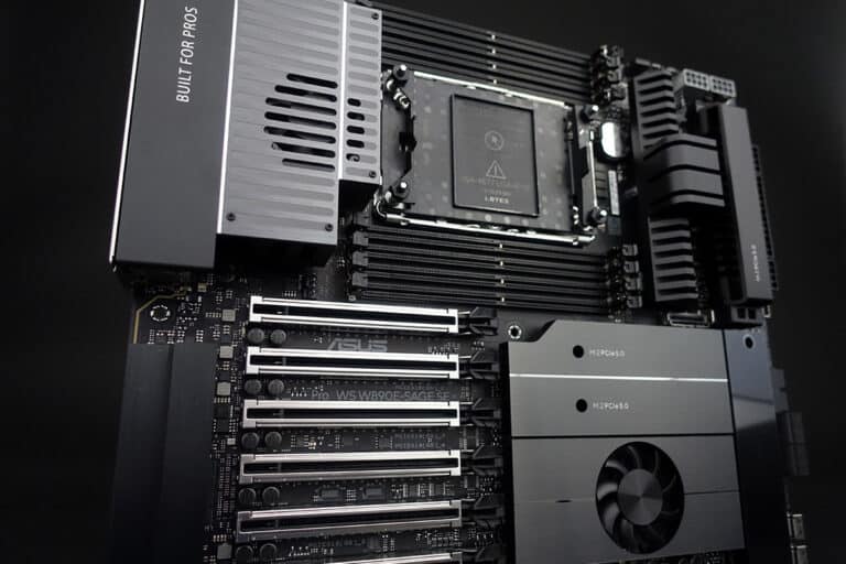 [LABO] La carte mère ASUS Pro WS W890E-SAGE SE