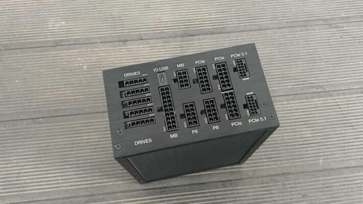 La be quiet! Dark Power Pro 14 IO 1600W