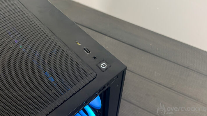 Corsair 2800X connectique avant