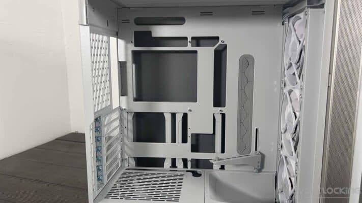 Fractal Design Define One intérieur