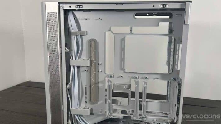 Fractal Design Define One agencement arrière