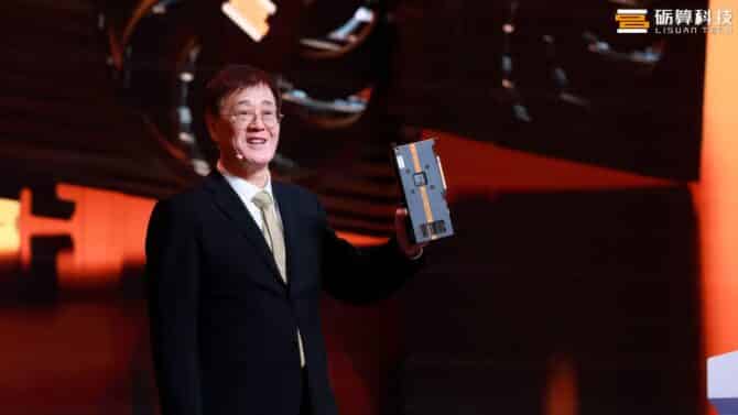 La LX 7G100 de Lisuan Tech se heurte à un mur de performances : elle peine à dépasser la RX 580