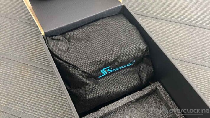 Seasonic Vertex GX-1000 déballage
