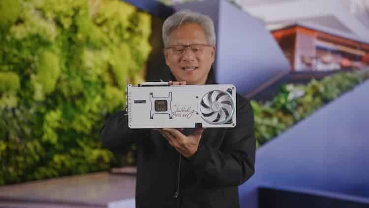 Il achète une RTX 5090 Astral signée par Jensen Huang… et la met aux enchères !